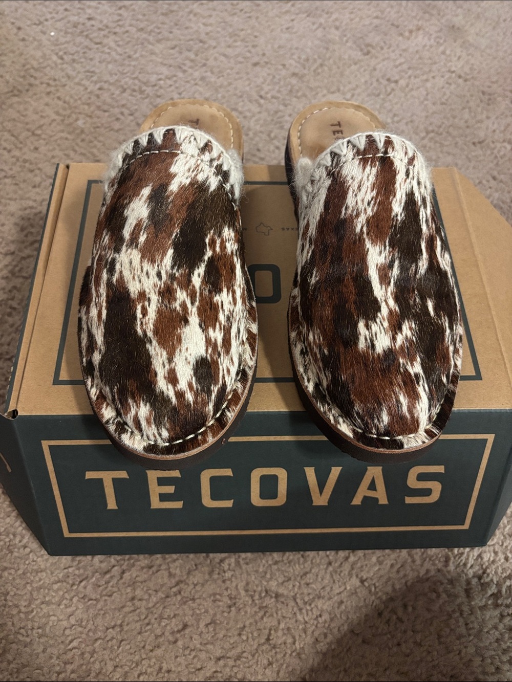 Tecovas The Olivia Hair on Hair on Hide / Cowhide Mule Slides